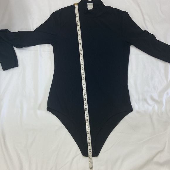 H&M,Women,Black,One Piece,Long Sleeve Top.Size-Medium - Picture 7 of 11